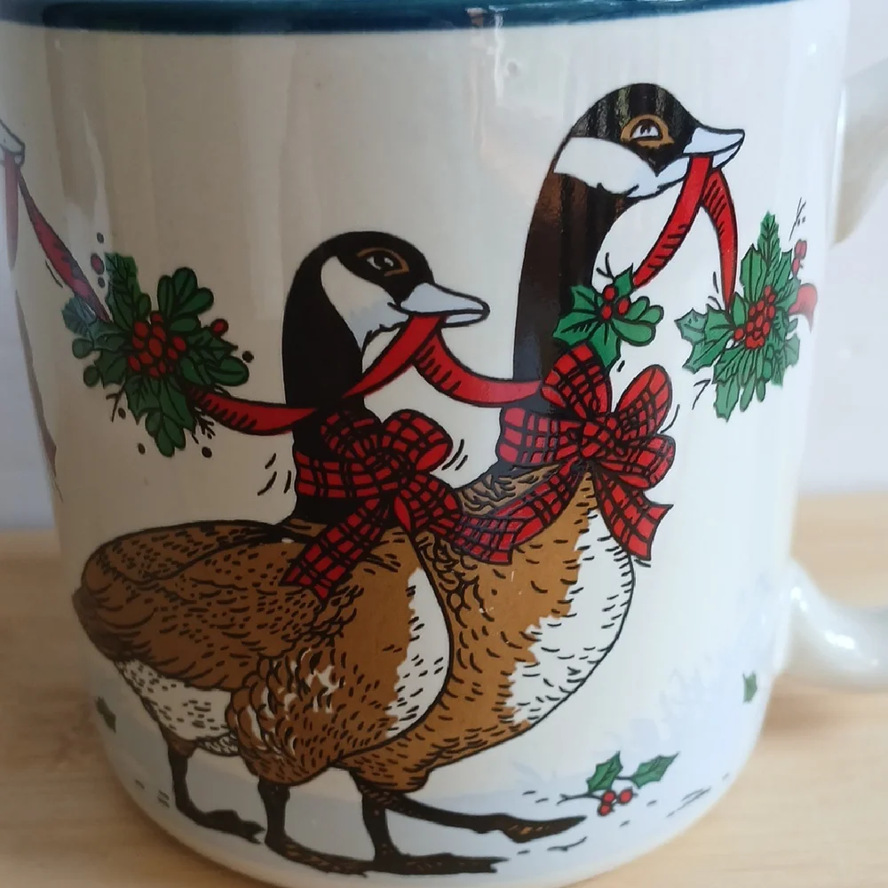 Christmas Geese Potpourri Press Mug 1986
